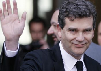 Montebourg now opens on Sunday